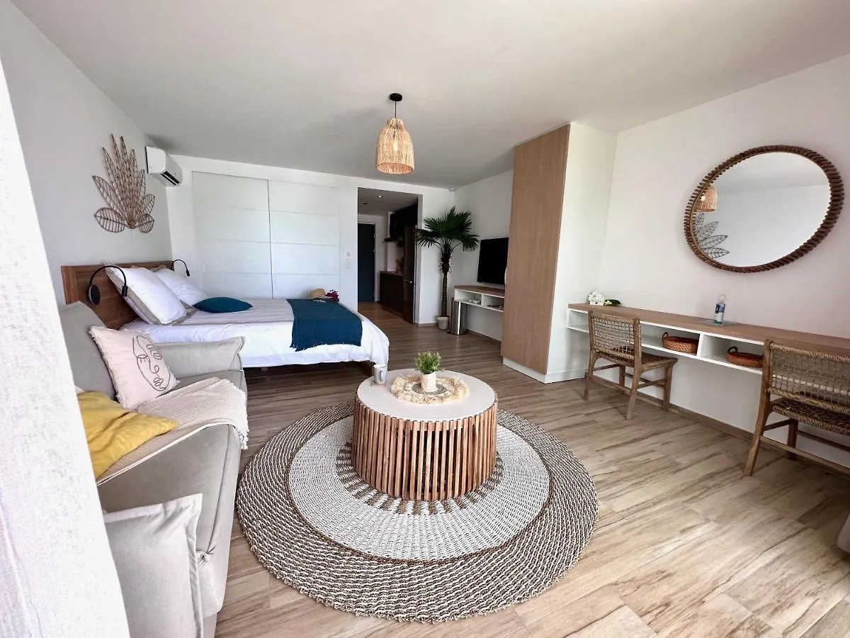 ヴィラ Studio Eleven Alamanda Resort Beach Front オリエントベイ