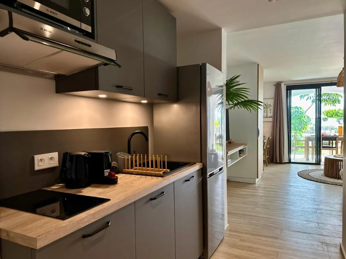Studio Eleven Alamanda Resort Beach Front Orient Bay Sint Maarten